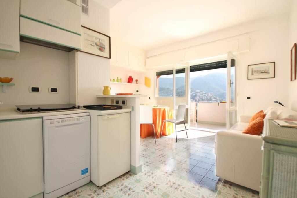 [PORTOFINO] appartamento vista mare con piscina Rapallo Esterno foto